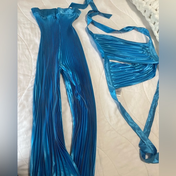 L'IDEE Renaissance Top and Bisous Pant - Size M. Cloud Blue. - Picture 4 of 6